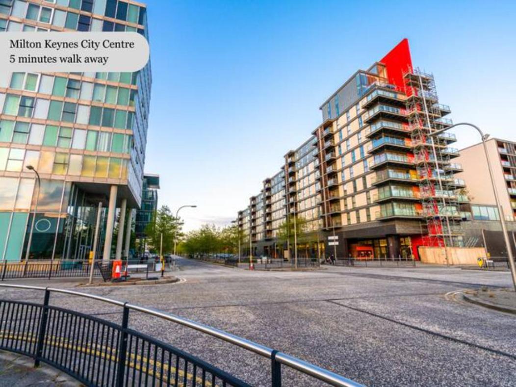 Luxury Campbell Park Apartments In Central Mk With Balcony, Free Parking & Smart Tv With Netflix By Yoko Property ミルトン・ケインズ エクステリア 写真